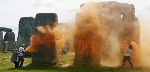 Atak ekoaktywistów. Stonehenge oblane pomarańczową farbą