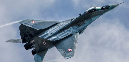 MiG-29 przekroczył barierę dźwięku. Uszkodzone dachy pod Malborkiem