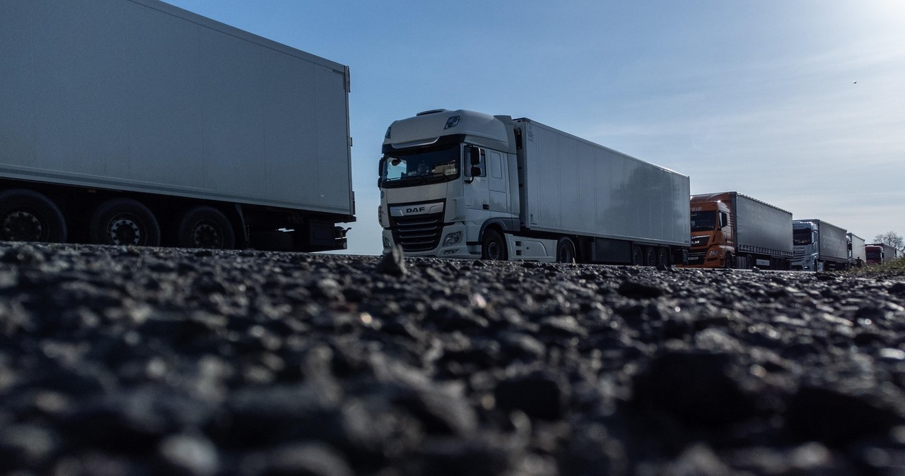 KE i Ukraina podpisały porozumienie ws. transportu drogowego. Znamy szczegóły