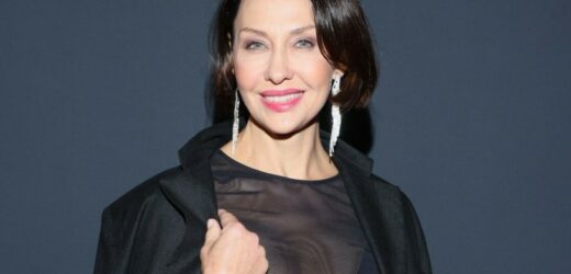 Wkrótce skończy 56 lat, a ma figurę modelki. W letniej kreacji wręcz zachwyca
