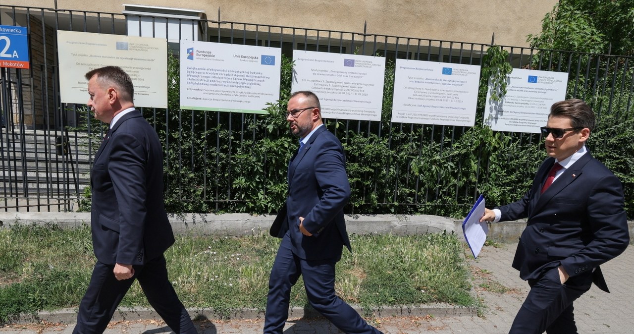 Posłowie PiS w MSWiA. Błaszczak: Trzeba zaminować granicę