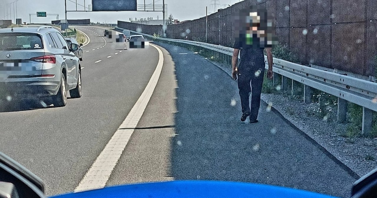 Wracał z imprezy pieszo drogą ekspresową. „Bez butów, z zadrapaniami”