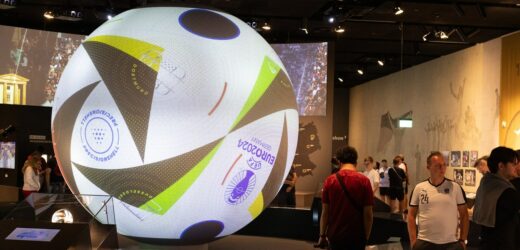 Muzeum Piłki Nożnej w Dortmundzie. Świątynia niemieckiego futbolu, którą warto zobaczyć