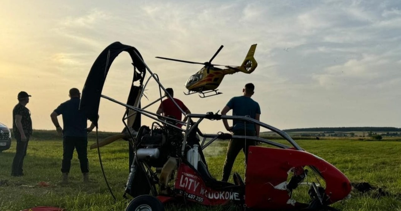 Motoparalotnia runęła na ziemię. Pilot i pasażerka poszkodowani