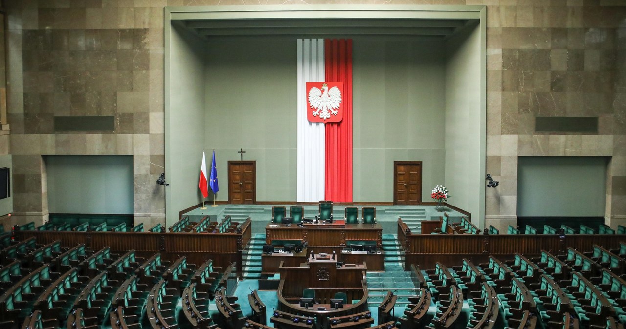 W środę 23 nowych posłów