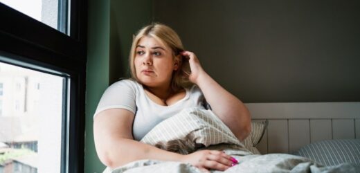 Sen, który tuczy. Sprawdź, czy jesteś w grupie narażonej na otyłość