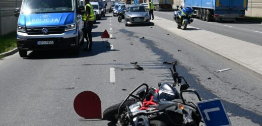 Wypadek podczas egzaminu na prawo jazdy. Zdający trafił do szpitala
