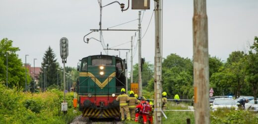 Nawałnica nad Śląskiem. Ewakuacja pasażerów z pociągu