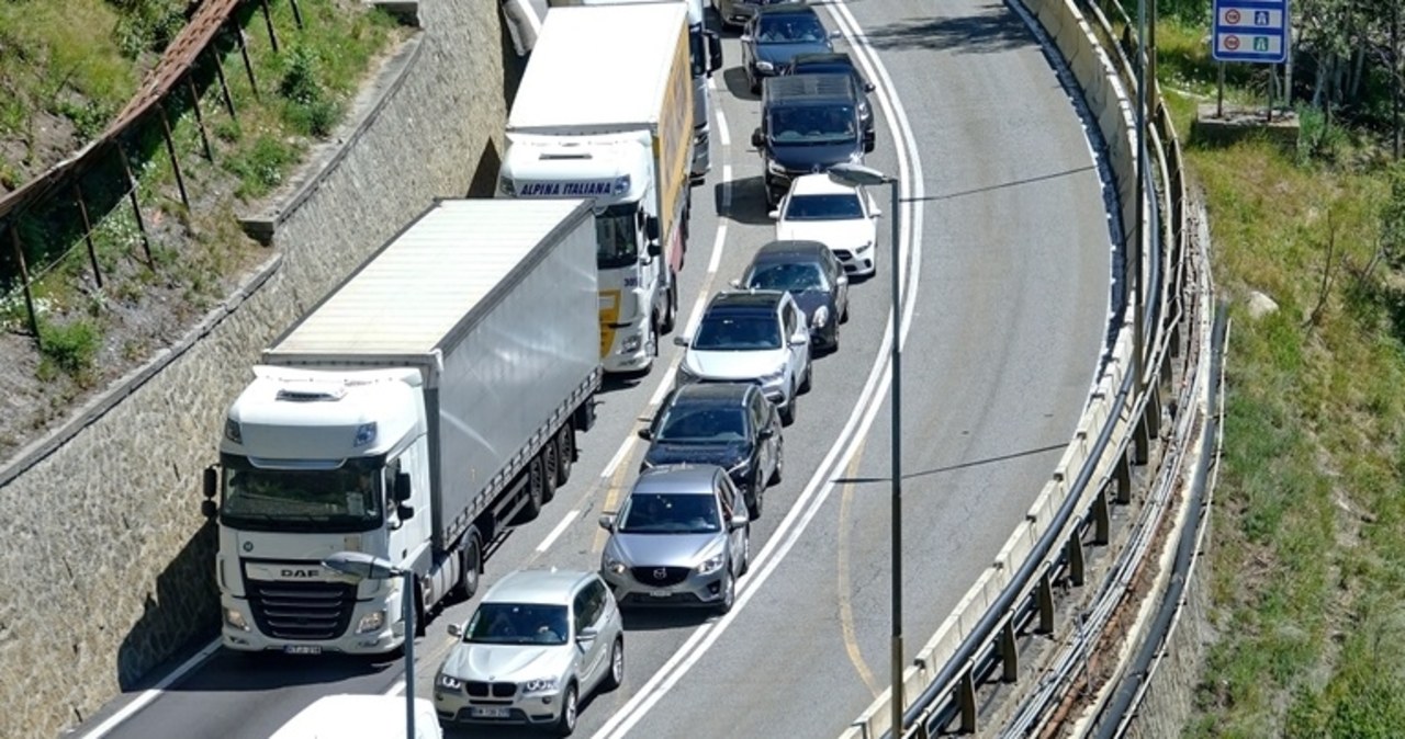 Transportowcy znów na drogach. Zablokują wyjazd ze Szczecina
