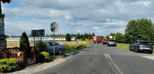 Tragedia koło Rypina. Kobieta wjechała wprost pod pociąg