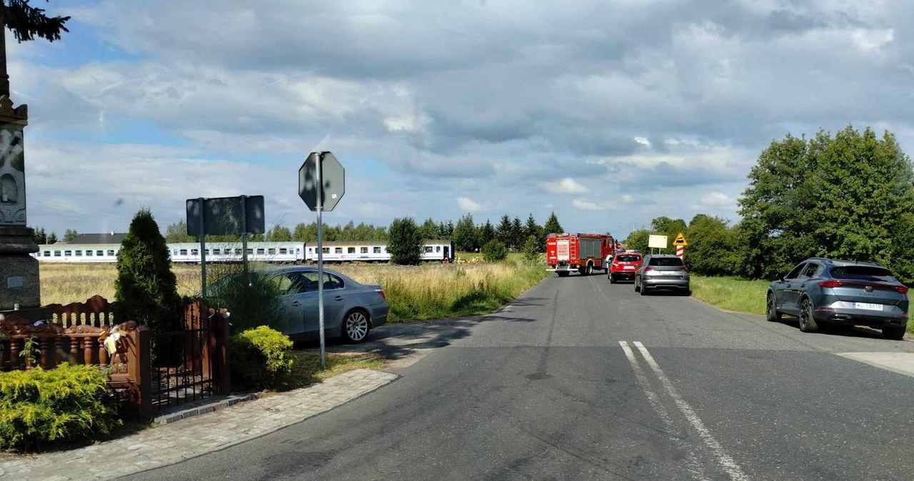 Tragedia koło Rypina. Kobieta wjechała wprost pod pociąg