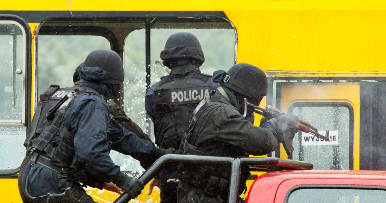 Cios w przestępczość narkotykową. Policjanci rozbili gang