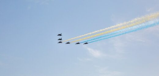 F-16 już tam są? Rosjanie wściekle atakują ukraińskie lotniska