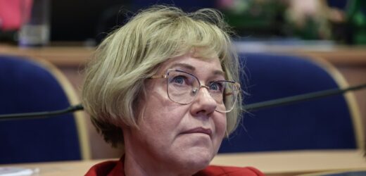 Barbara Nowak rezygnuje z mandatu radnej. Mówi o „zdrajcach”