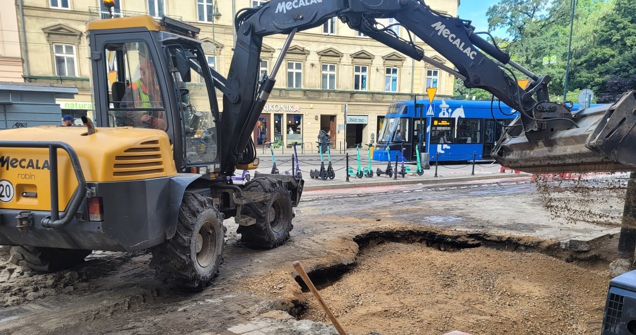 Kraków: Duże utrudnienia po awarii wodociągu