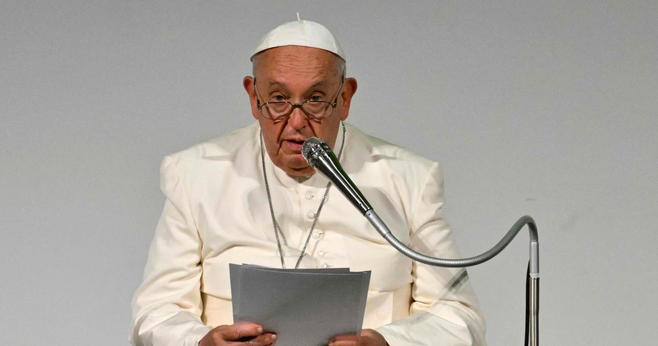 Papież: Obojętność jest rakiem demokracji