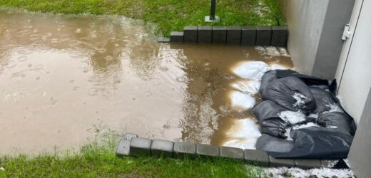 Ulewy, grad, podtopienia na południu Polski. Alerty trzeciego stopnia