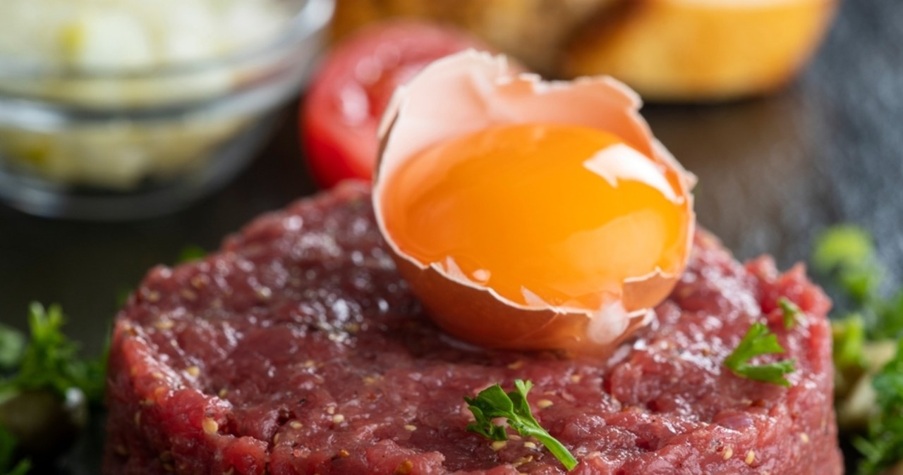 Salmonella w tatarze wołowym. GIS ostrzega