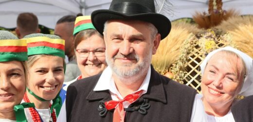 PiS jest „passe”. Powstanie nowa partia centroprawicowa