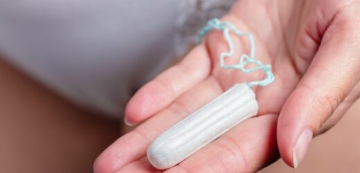Arsen i ołów w tamponach. Czy to groźne?