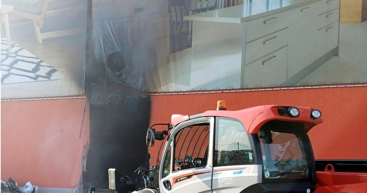 Trzecia doba walki z ogniem w Krośnie. Pożar gasiło 820 strażaków