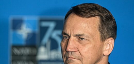 Sikorski: Rok, dwa, a gospodarka Rosji dojdzie do ściany