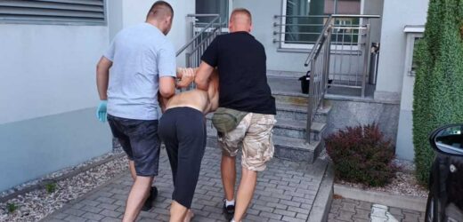 Podpalili mężczyznę. Zarzut usiłowania zabójstwa dla 19-latka