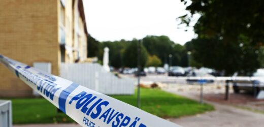 Tajemnicza zbrodnia w Szwecji. Spalone auto, w środku dwa ciała