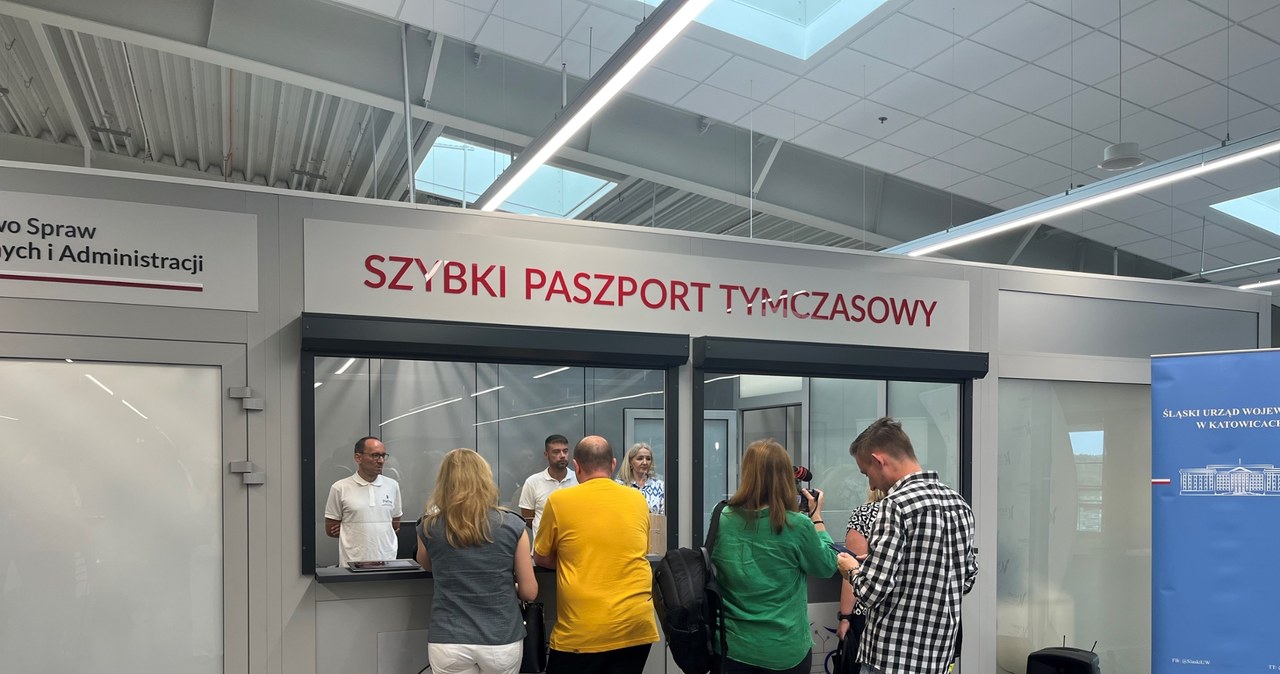 Punkt paszportowy na lotnisku w Pyrzowicach otwarty