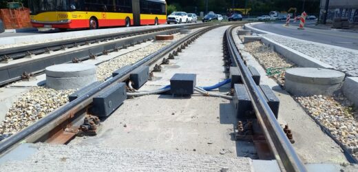 Budowa linii tramwajowej do Wilanowa opóźniona