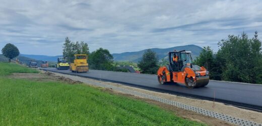 Naprawa osuwiska na DK28. Koniec remontu coraz bliżej