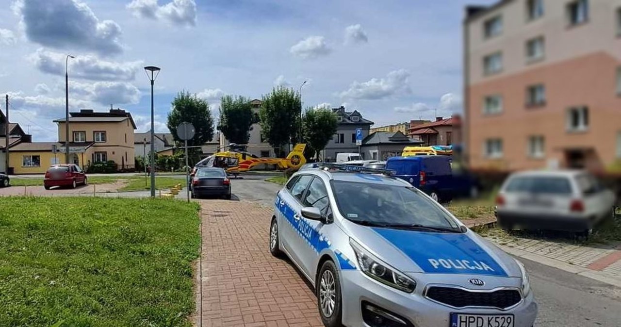 Kraśnik: Dwulatek, który wypadł z okna, jest w ciężkim stanie