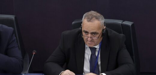 Nowy europoseł wrócił do więzienia po zaprzysiężeniu w Brukseli