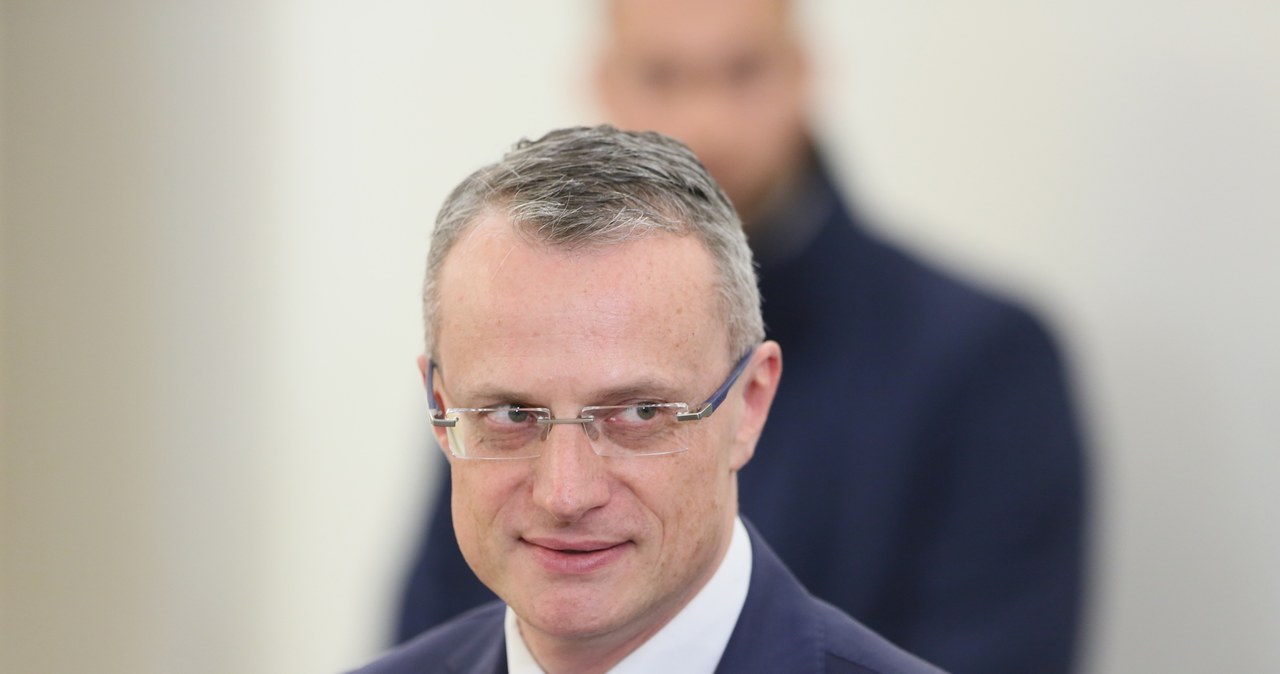 WP: Magierowski domaga się ok. 1 mln zł „rekompensaty”, MSZ odpowiada