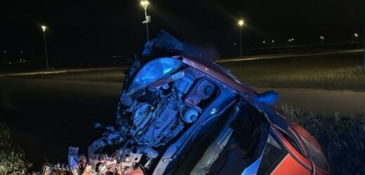 Przejażdżka pijanych nastolatków zakończona w rowie