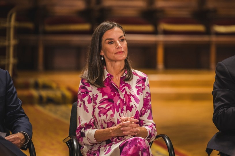 Zachwycająca królowa Letizia. Kolejny raz przykuła uwagę sukienką
