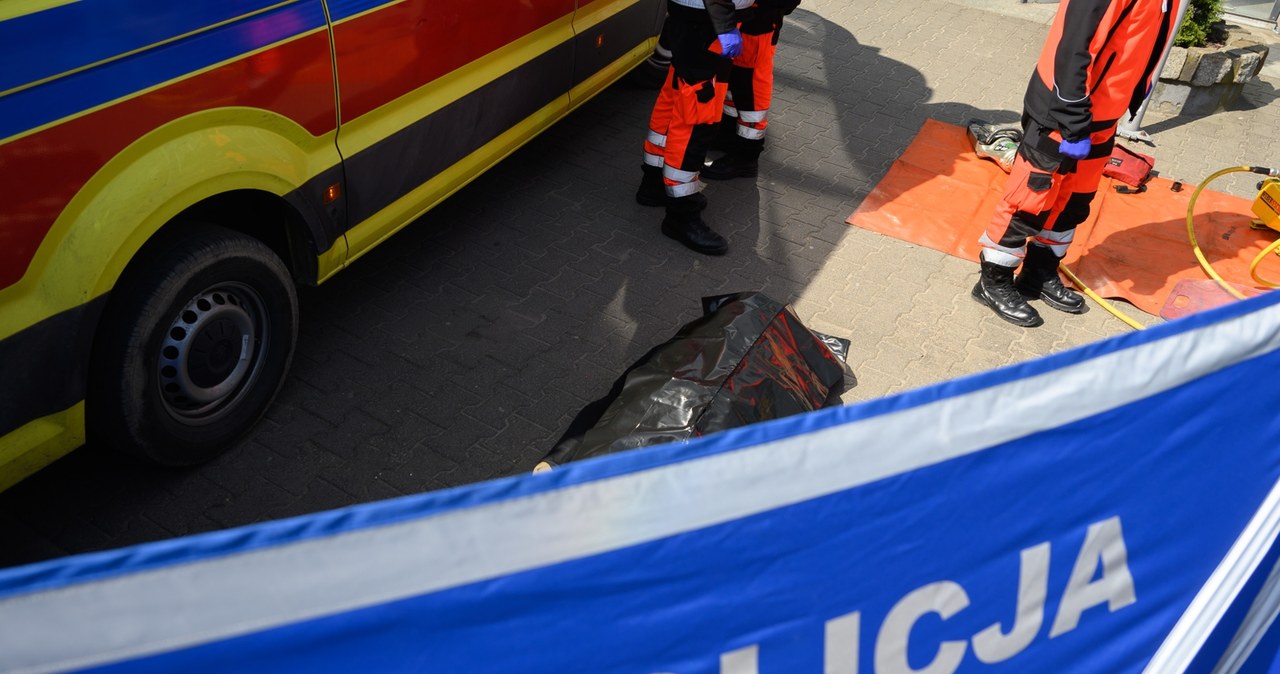 Wypadek na Mazowszu. Kawałek szkła wbił się w ciało małej dziewczynki