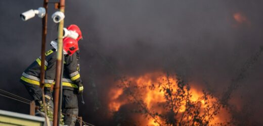 Pożar domu w Zakopanem. Jedna osoba zginęła, druga jest ranna