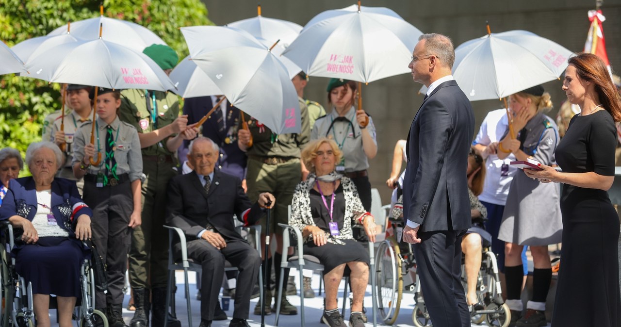 Prezydent Duda nadał odznaczenia państwowe uczestnikom Powstania Warszawskiego