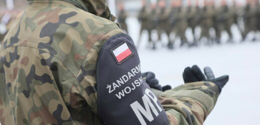 Tysiące teczek służb specjalnych i dziecięca pornografia. ŻW zatrzymała Pawła P.