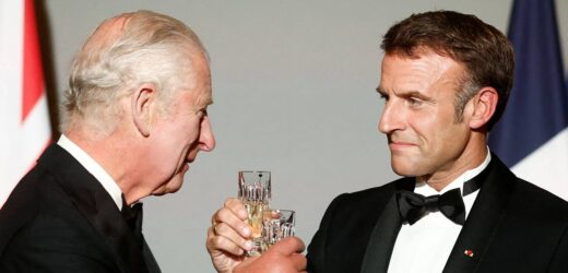 Homary i szampan. Macron szasta pieniędzmi podatników