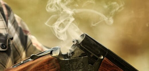 Szykowali się na polowanie. Teść przypadkowo zabił zięcia, usłyszał zarzut