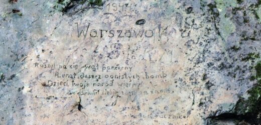 Wiersz wykuty w skale w hołdzie powstańcom