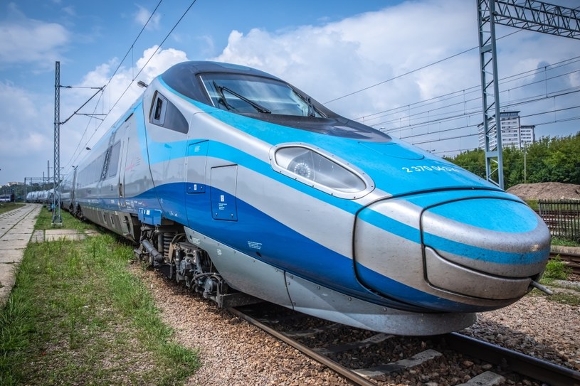 Czy seniorzy mogą kupić bilet ze zniżką na Pendolino?