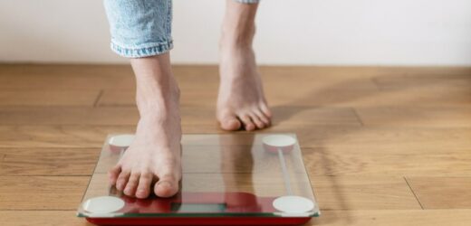 Pijesz zieloną kawę, żeby schudnąć? Znany dietetyk: To nieporozumienie
