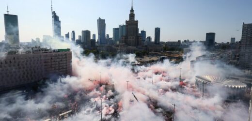 80. rocznica Powstania Warszawskiego. W godzinę „W” zawyły syreny