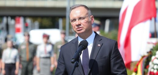 Prezydent Andrzej Duda odebrał Order Odrodzenia Polski misjonarzowi w Kazachstanie