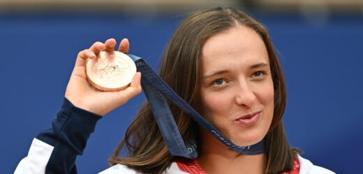Iga Świątek z brązem. Odebrała medal