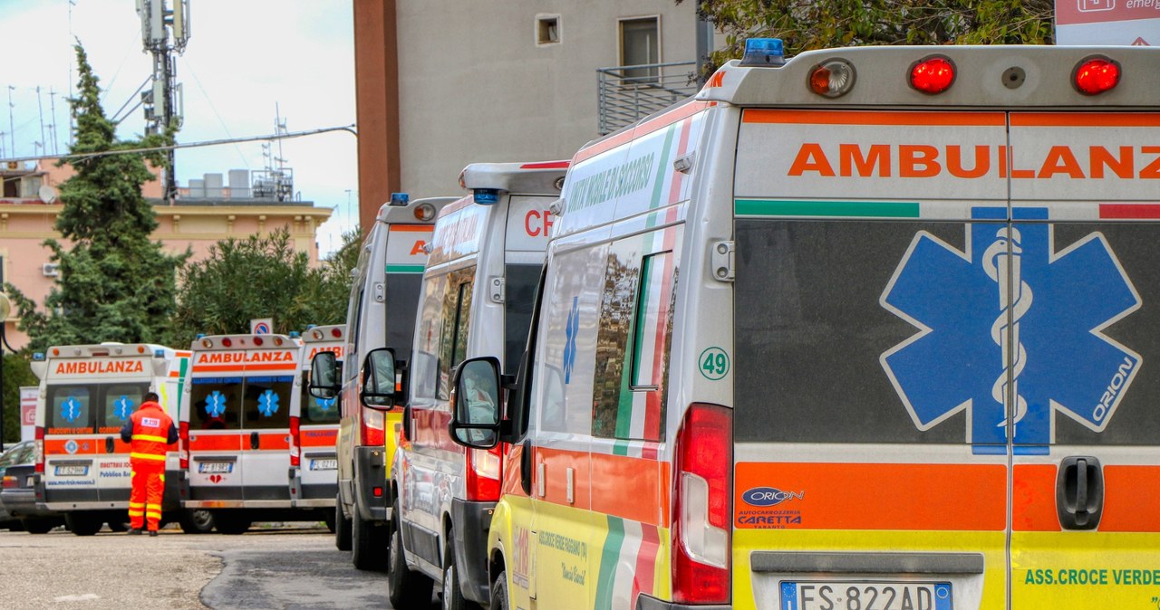 Skandal na pogotowiu. Złamaną nogę opakowano w karton [ZDJĘCIA]