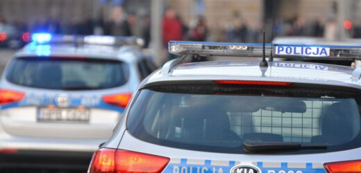 ​Zderzenie na rondzie Daszyńskiego w Warszawie. Wśród rannych policjanci